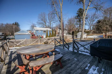 34 Cannon Drive Nashua NH 03062