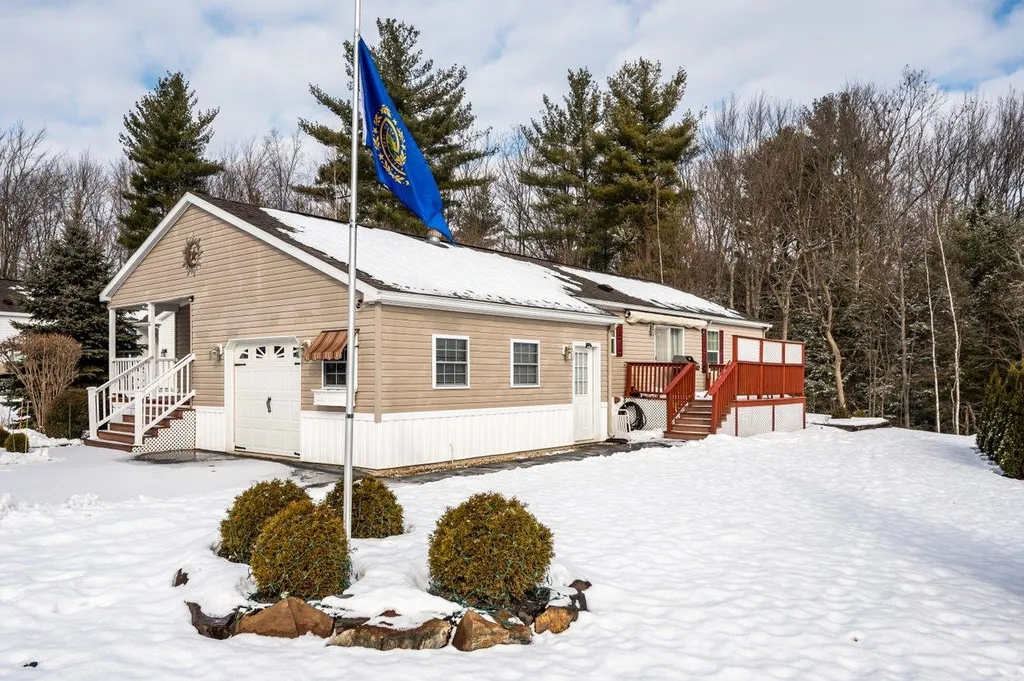 111 Big Bear Road Rochester NH 03868