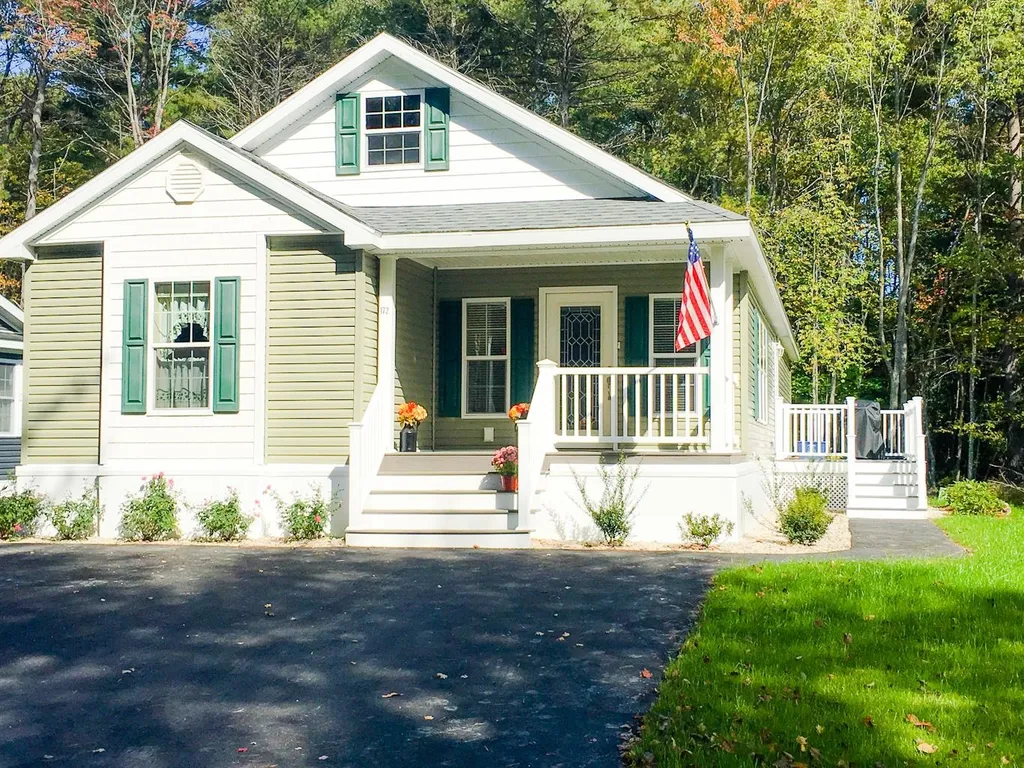 172 Codfish Corner Road Portsmouth NH 03801