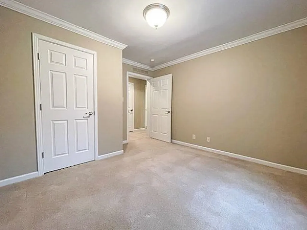 172 Codfish Corner Road Portsmouth NH 03801
