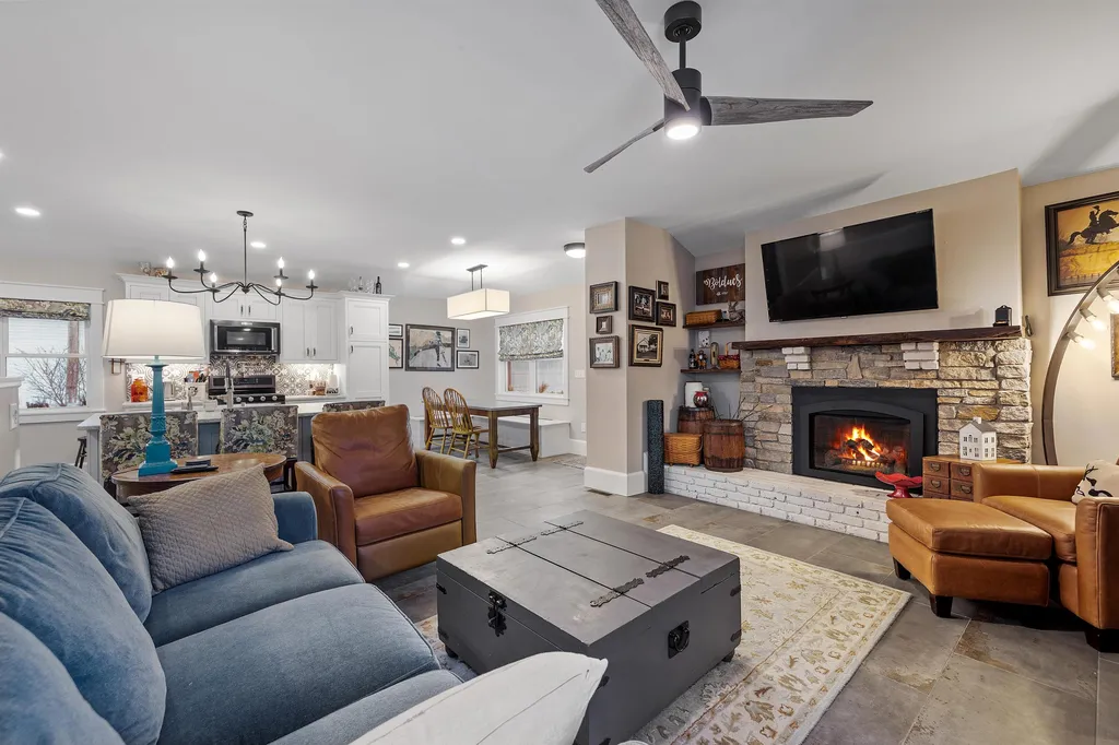 355 Pleasant Street Laconia NH 03246