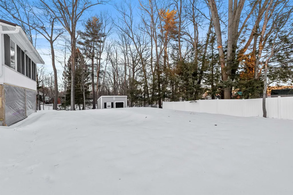 355 Pleasant Street Laconia NH 03246