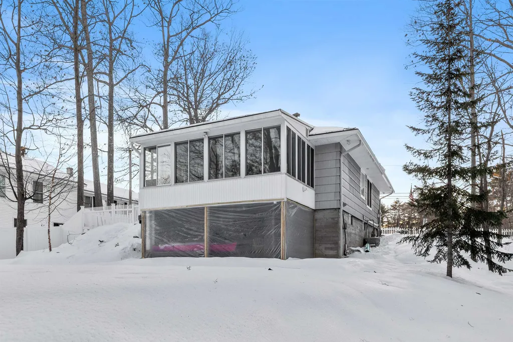 355 Pleasant Street Laconia NH 03246