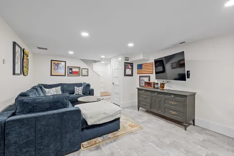 355 Pleasant Street Laconia NH 03246