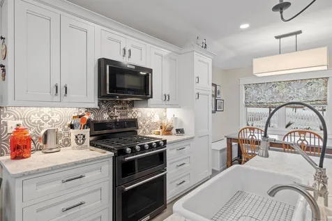 355 Pleasant Street Laconia NH 03246