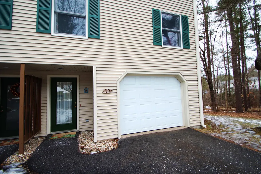 39 Bucks Hill Road Durham NH 03824
