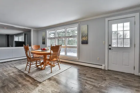 1096 Main Street New London NH 03257
