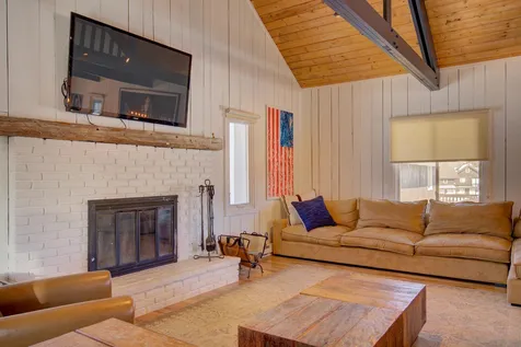 5 Byington Lane Winhall VT 05340