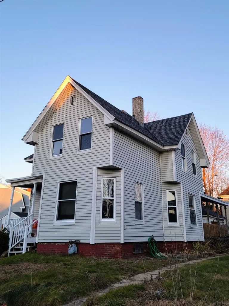 369 Walnut Street Manchester NH 03104