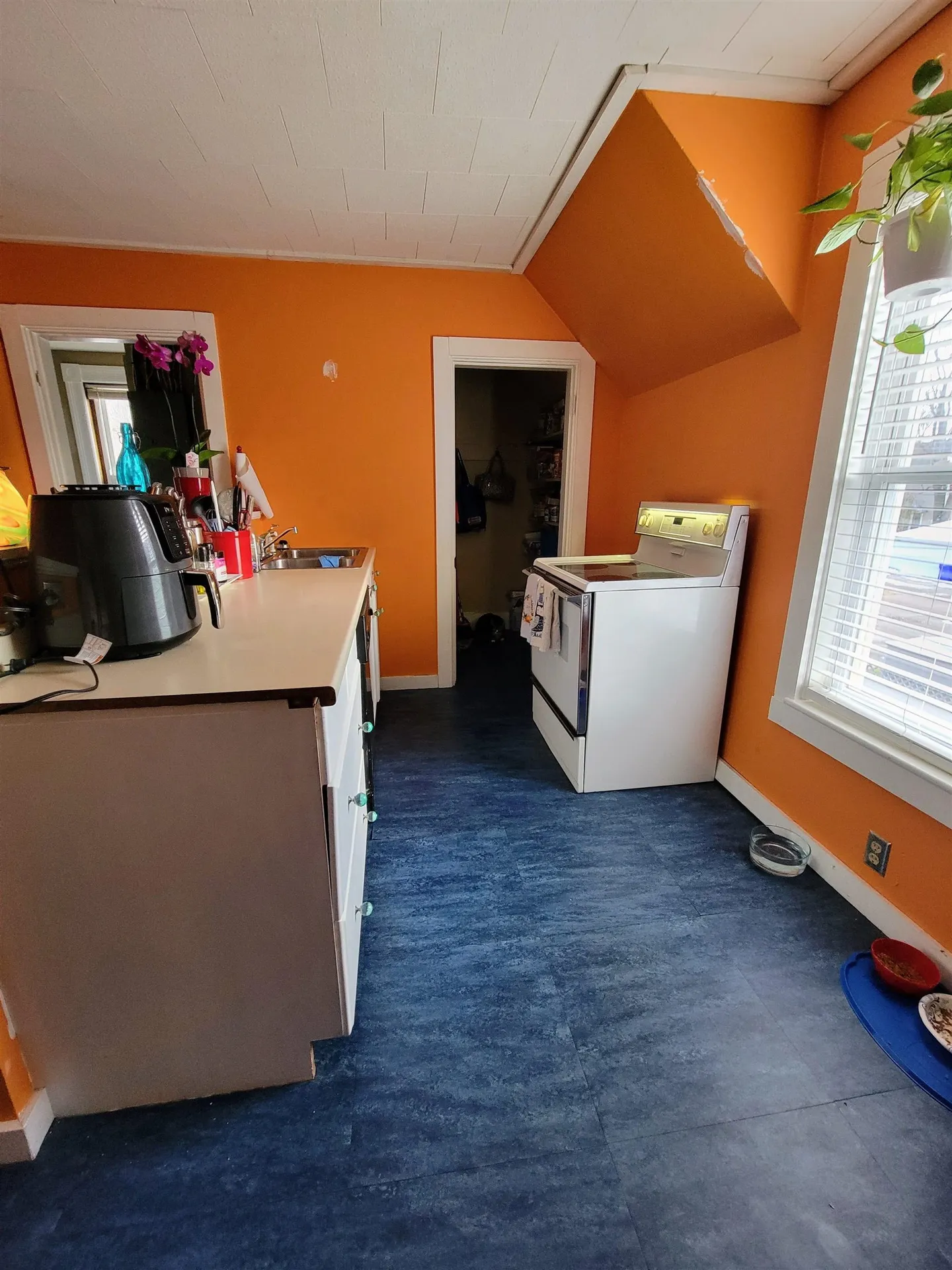 369 Walnut Street Manchester NH 03104