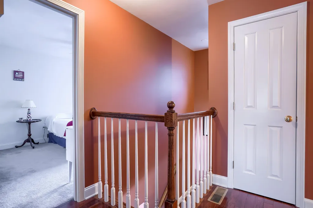 13 Ellsworth Lane Pelham NH 03076