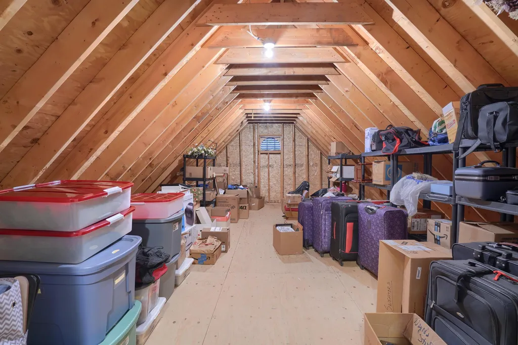 13 Ellsworth Lane Pelham NH 03076