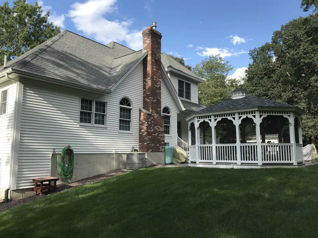 13 Ellsworth Lane Pelham NH 03076