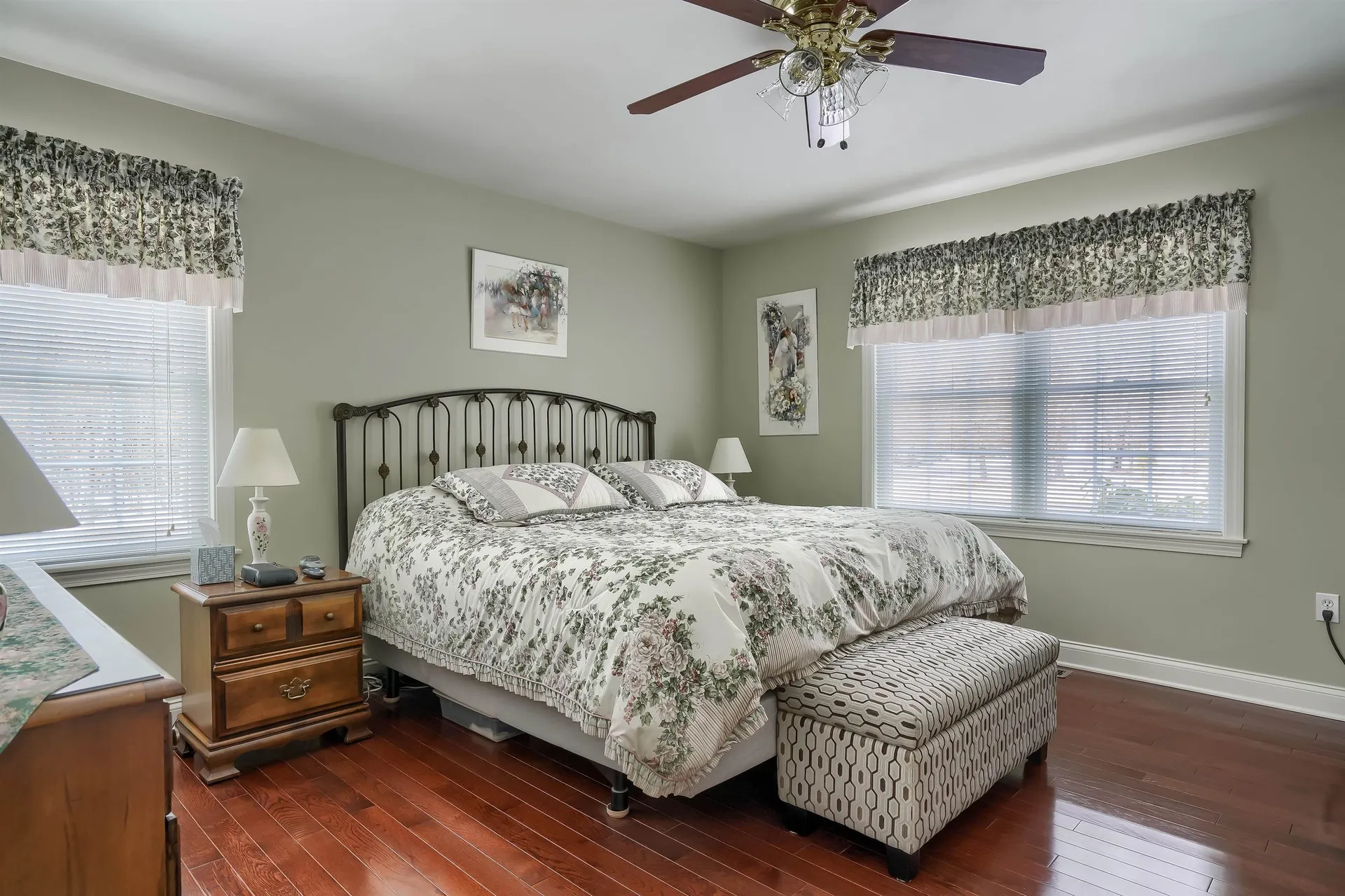 13 Ellsworth Lane Pelham NH 03076