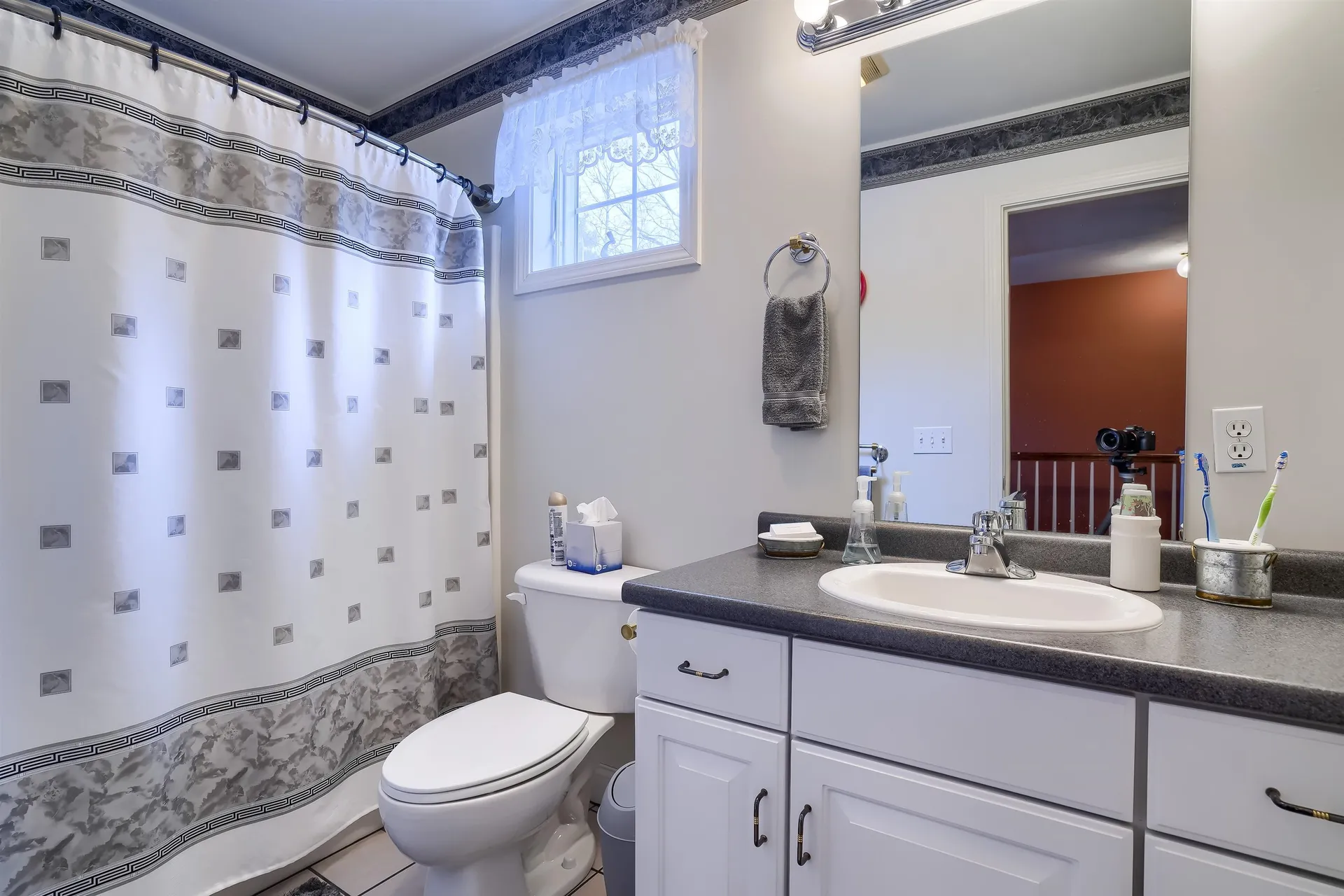 13 Ellsworth Lane Pelham NH 03076
