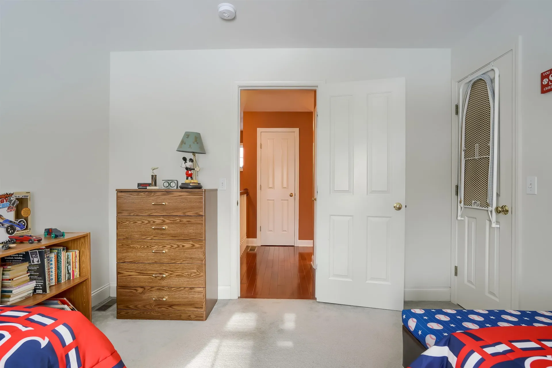 13 Ellsworth Lane Pelham NH 03076