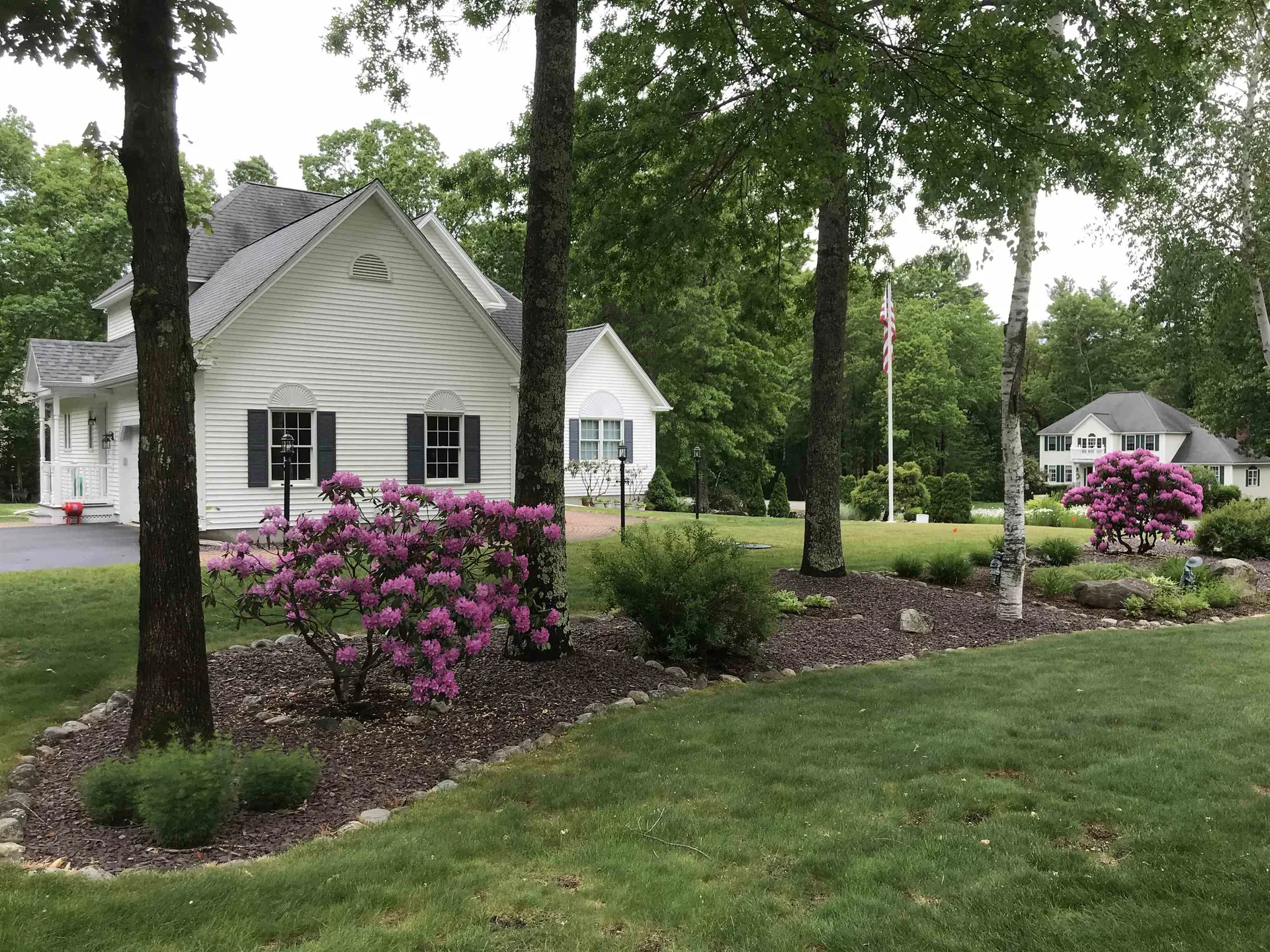 13 Ellsworth Lane Pelham NH 03076