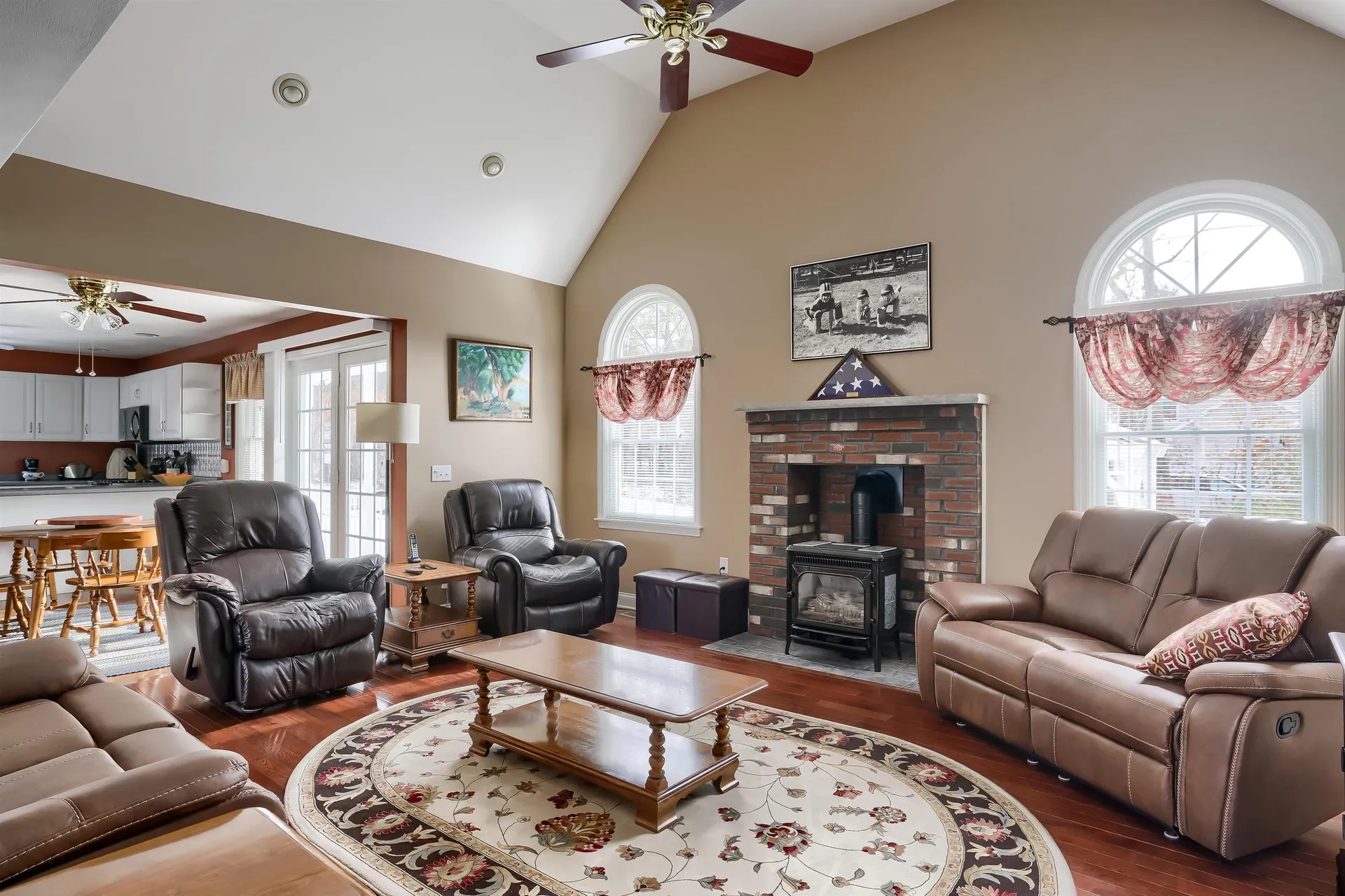 13 Ellsworth Lane Pelham NH 03076