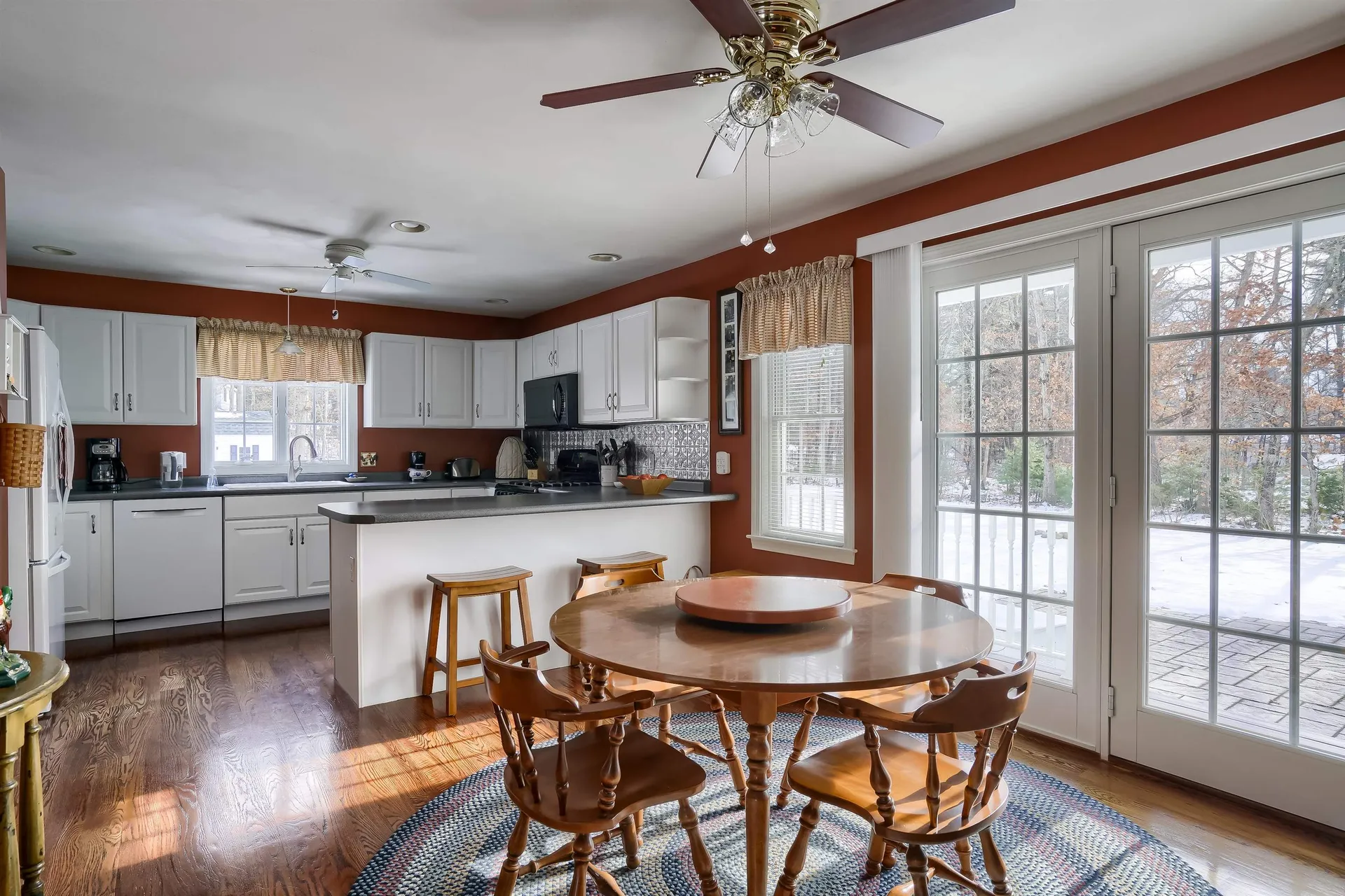 13 Ellsworth Lane Pelham NH 03076
