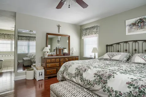 13 Ellsworth Lane Pelham NH 03076