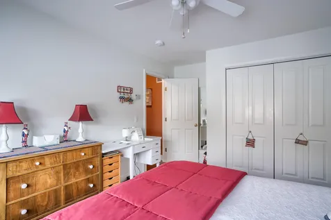13 Ellsworth Lane Pelham NH 03076