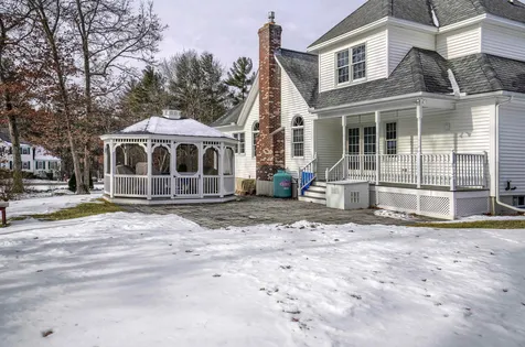 13 Ellsworth Lane Pelham NH 03076