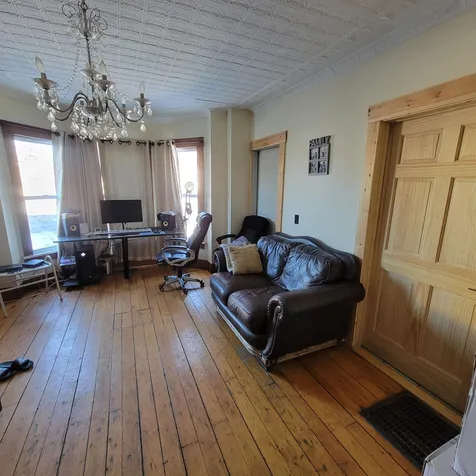 5 South Street Lyndon VT 05851