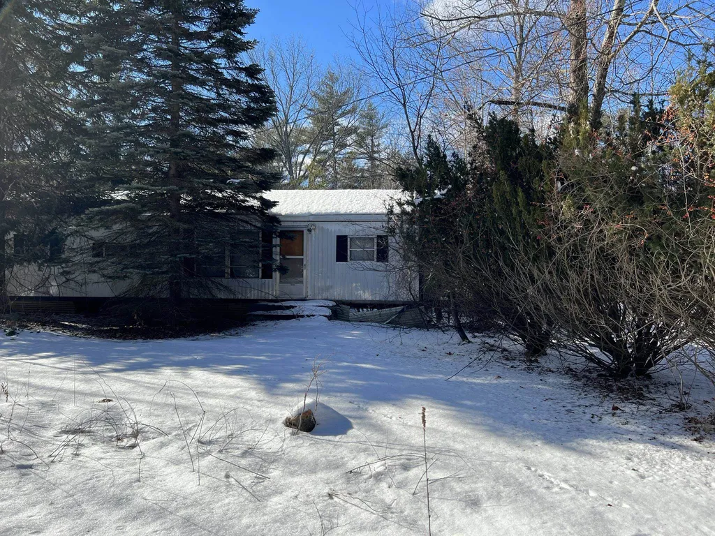 405 Blackwater Road Rochester NH 03867