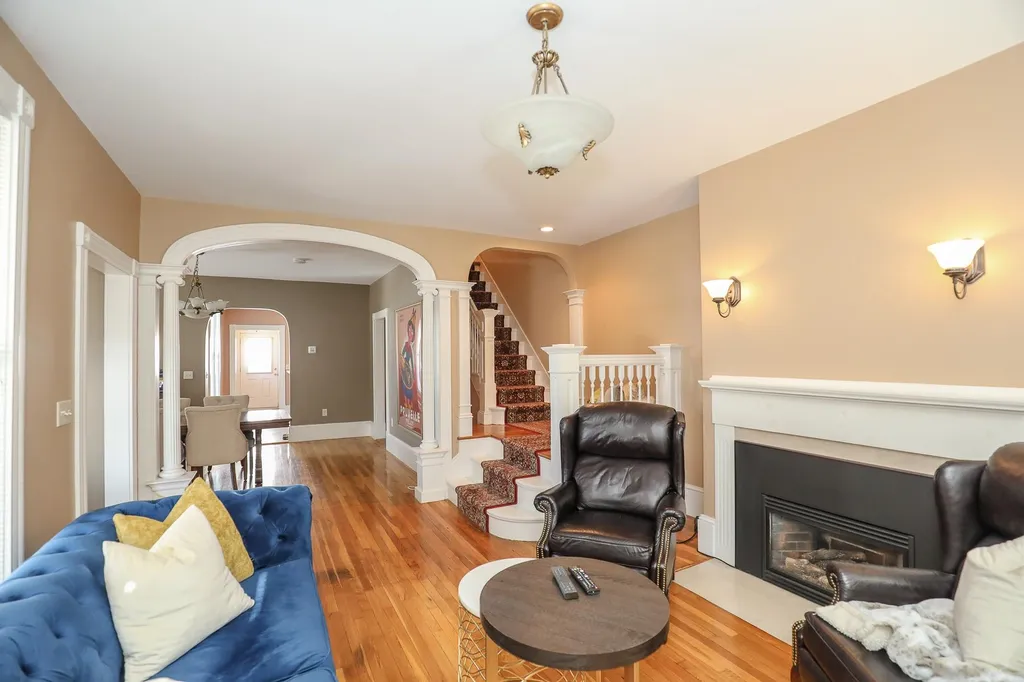 282 Myrtle Street Manchester NH 03104