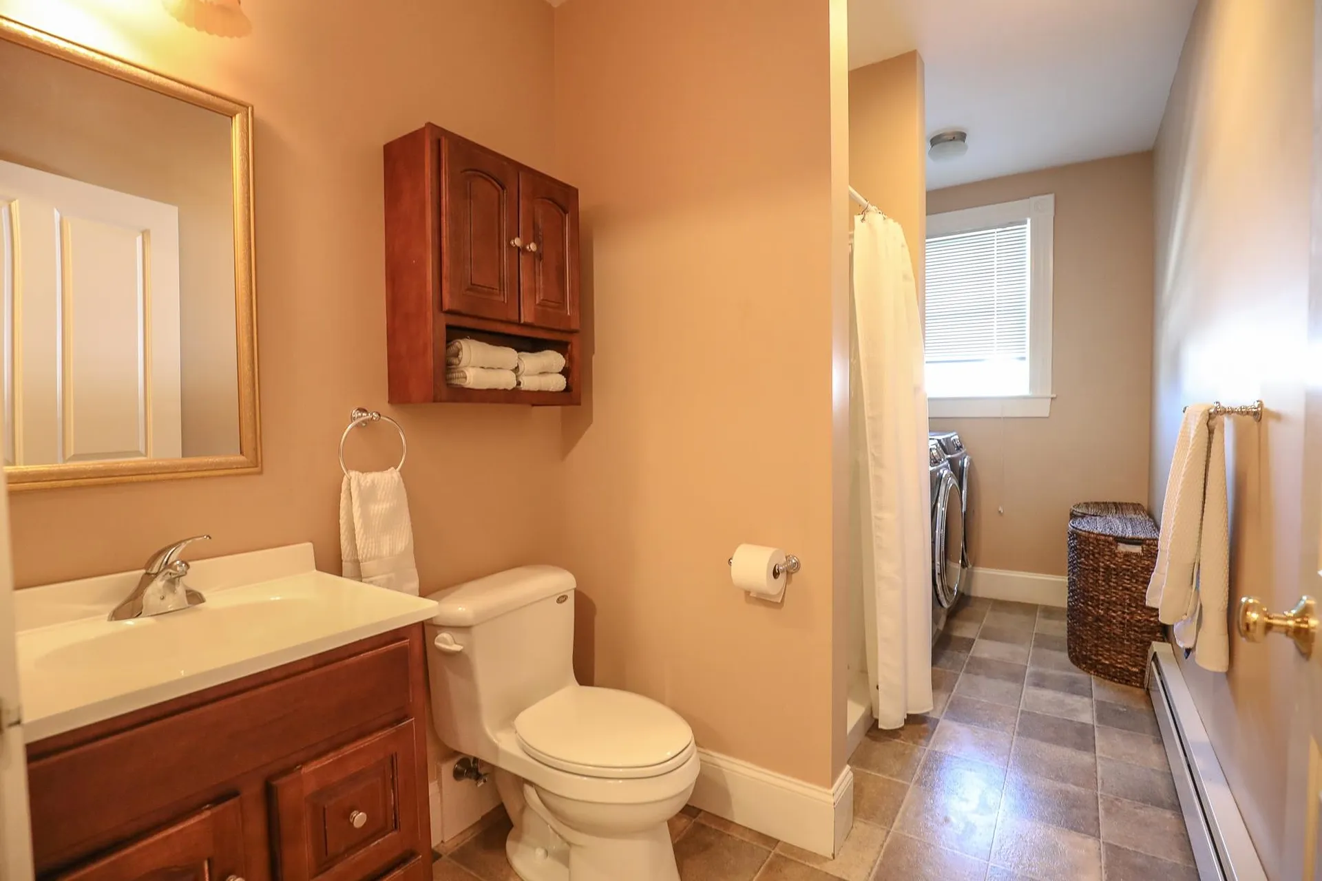 282 Myrtle Street Manchester NH 03104