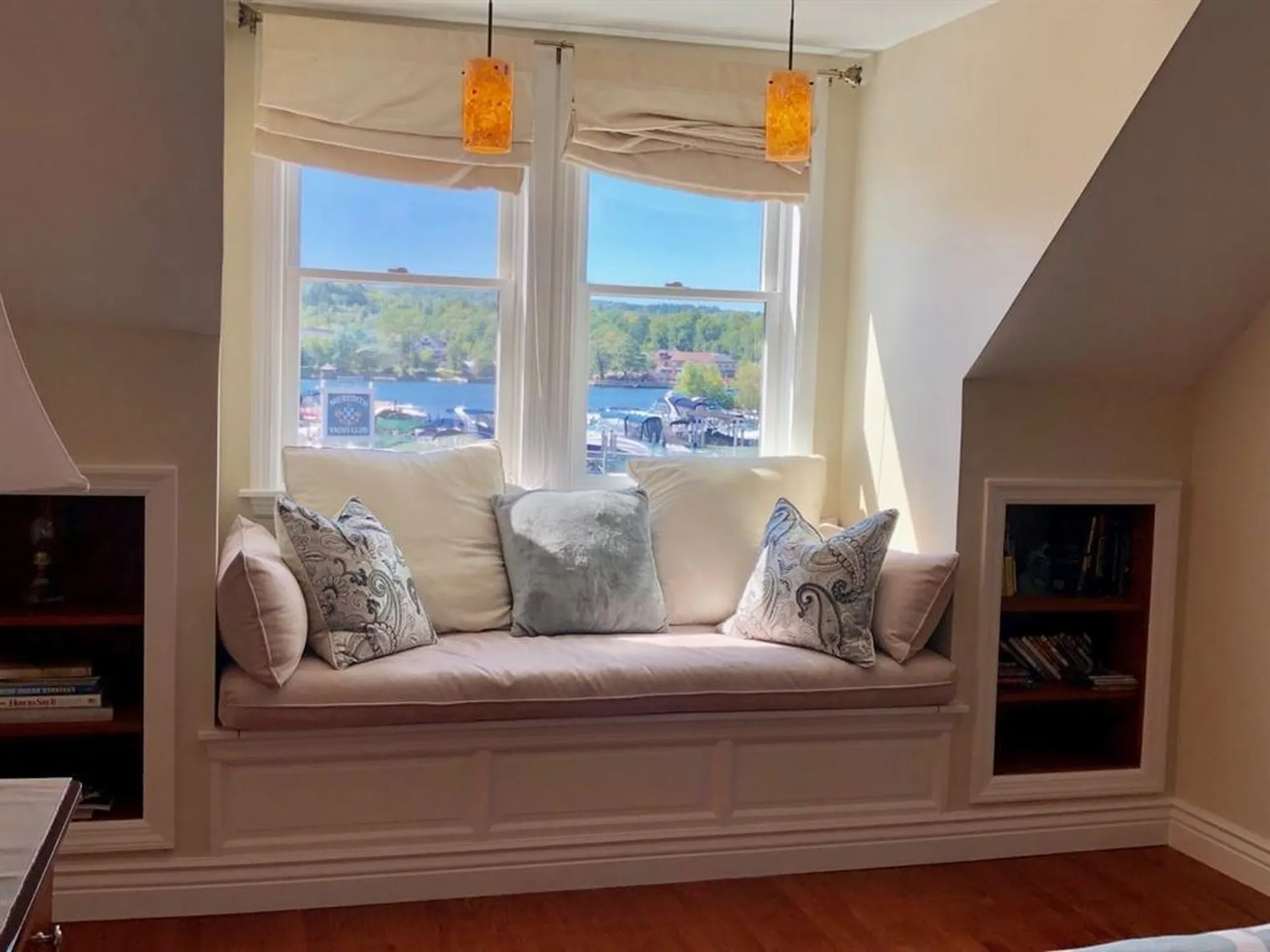 18 Pleasant Street Meredith NH 03253