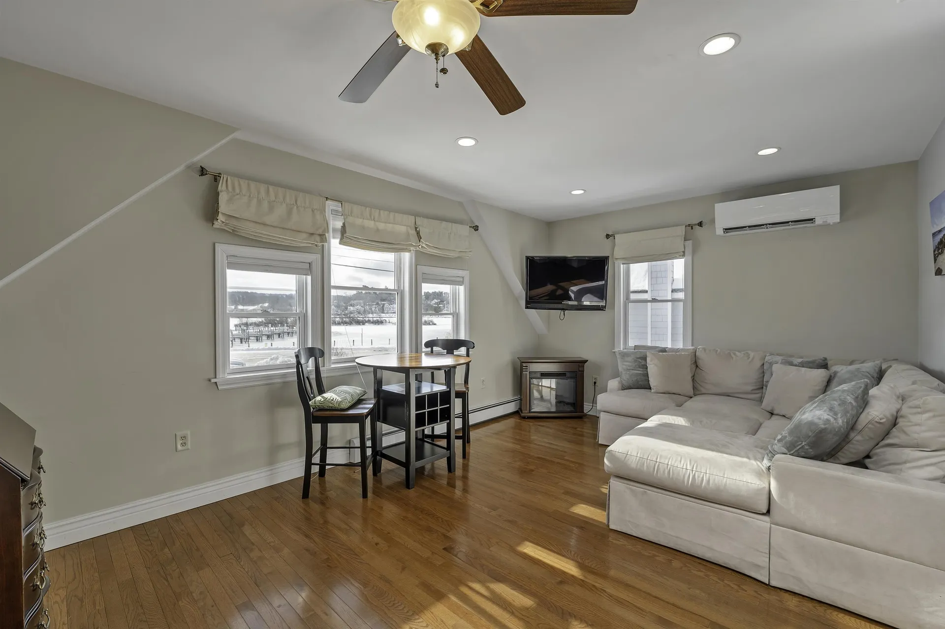 18 Pleasant Street Meredith NH 03253