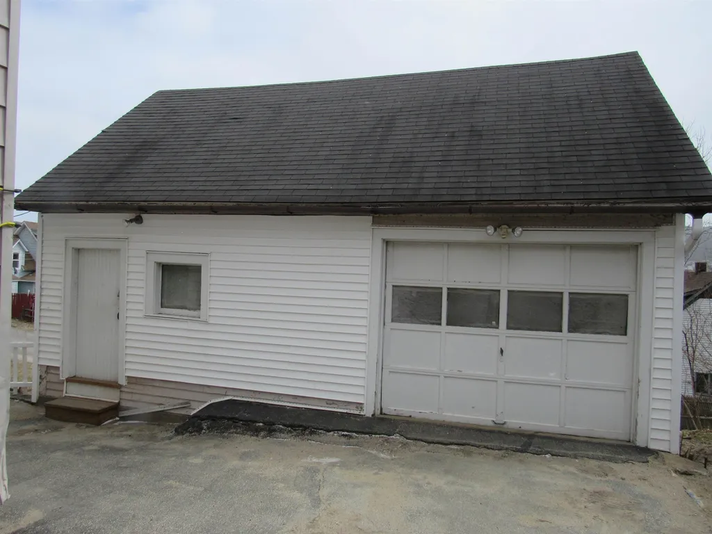 466 School Street Berlin NH 03570