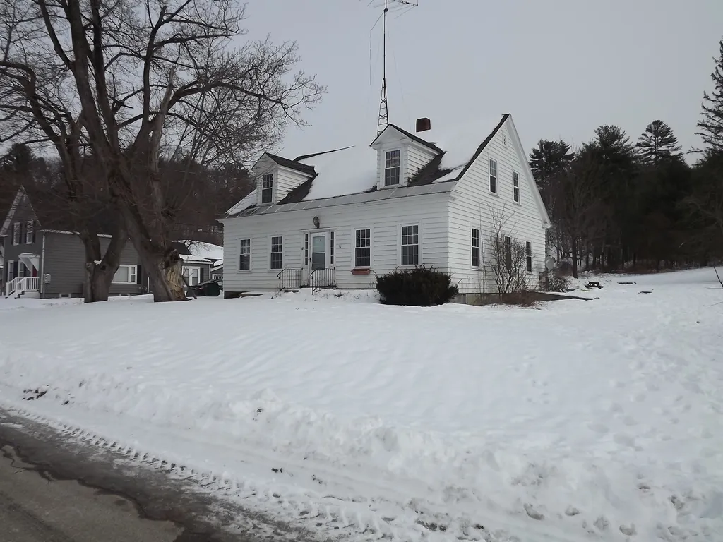 160 Woodridge Road Franklin NH 03235