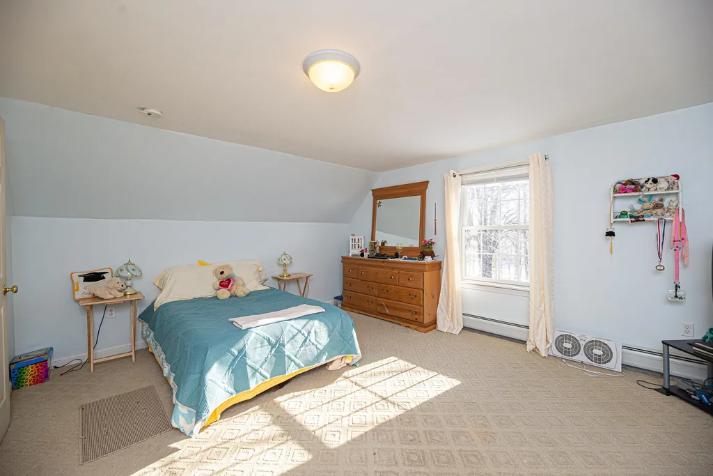 522 Loon Pond Road Gilmanton NH 03237