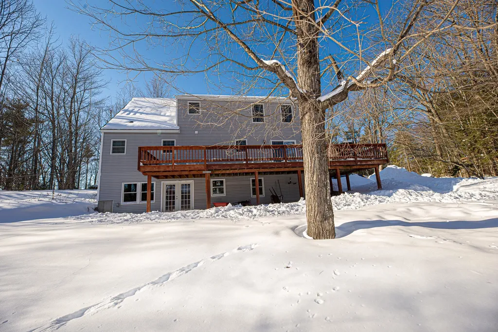 522 Loon Pond Road Gilmanton NH 03237