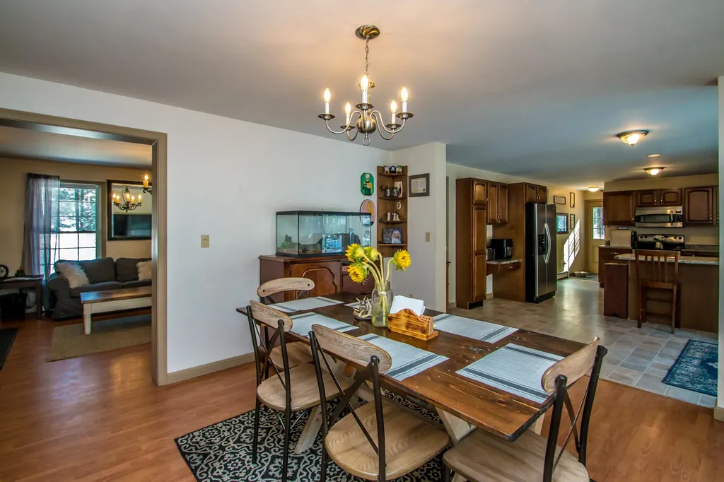 514 Silver Pine Lane Tamworth NH 03886