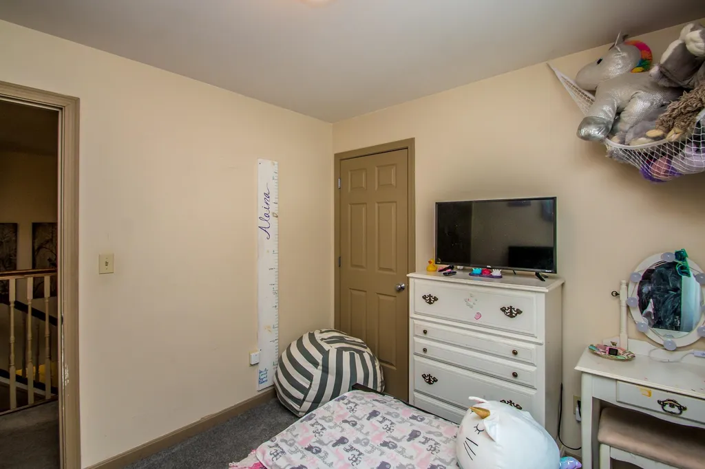 514 Silver Pine Lane Tamworth NH 03886