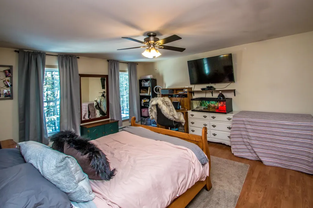 514 Silver Pine Lane Tamworth NH 03886