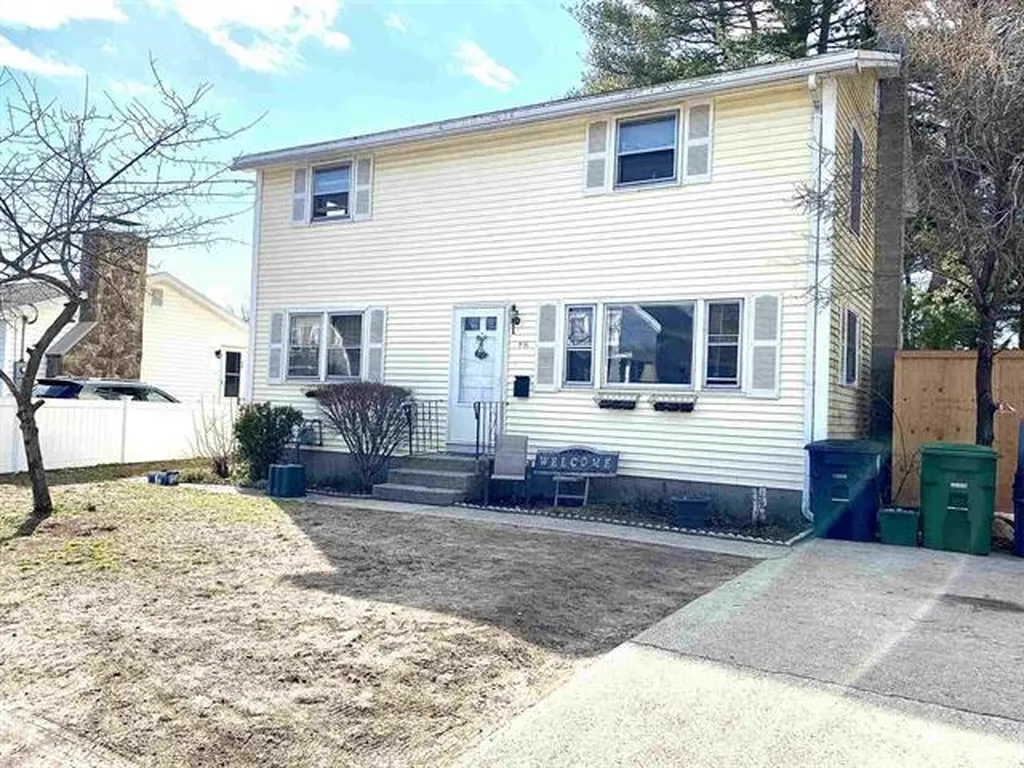 9 1/2 Wellman Avenue Nashua NH 03064