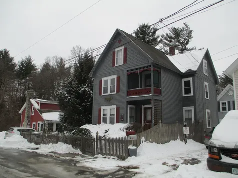 5 Maple Avenue Hudson NH 03051