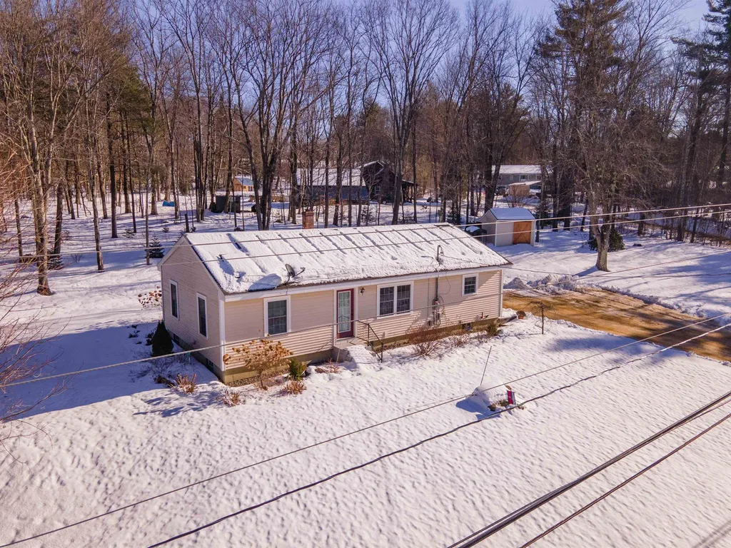 8 Highland Mountain Road Northfield NH 03276