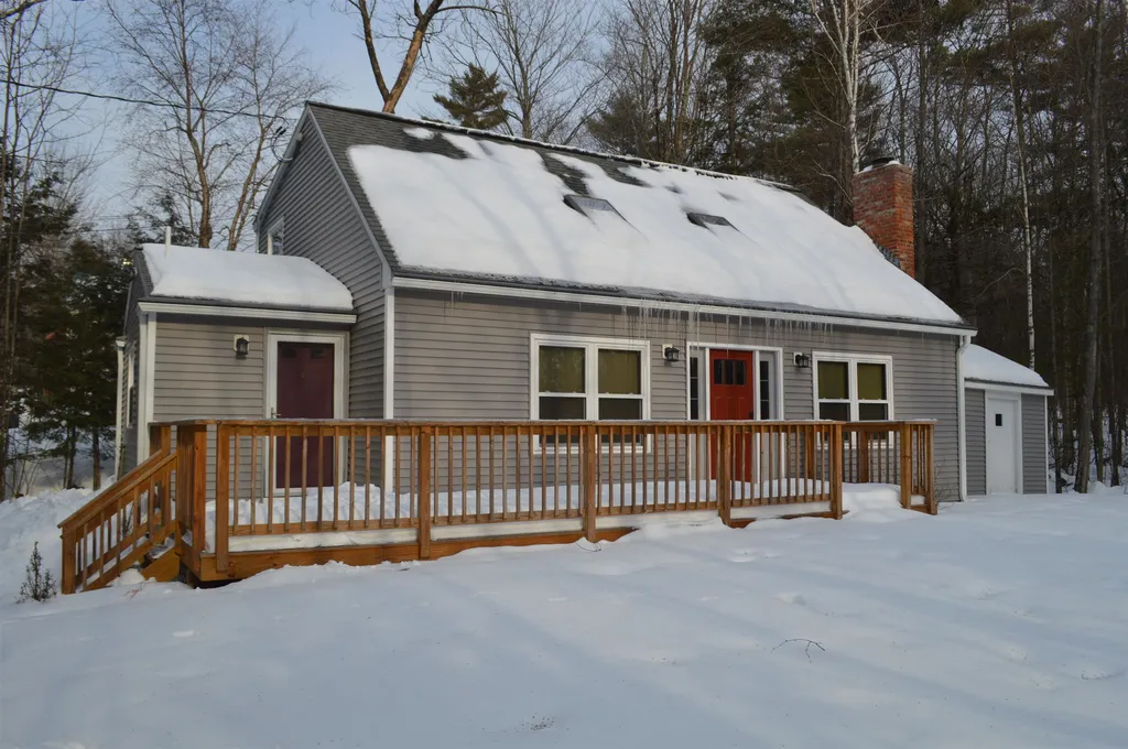 36 Port Wedeln Road Wolfeboro NH 03894