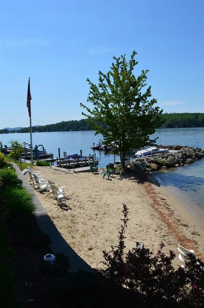 36 Port Wedeln Road Wolfeboro NH 03894