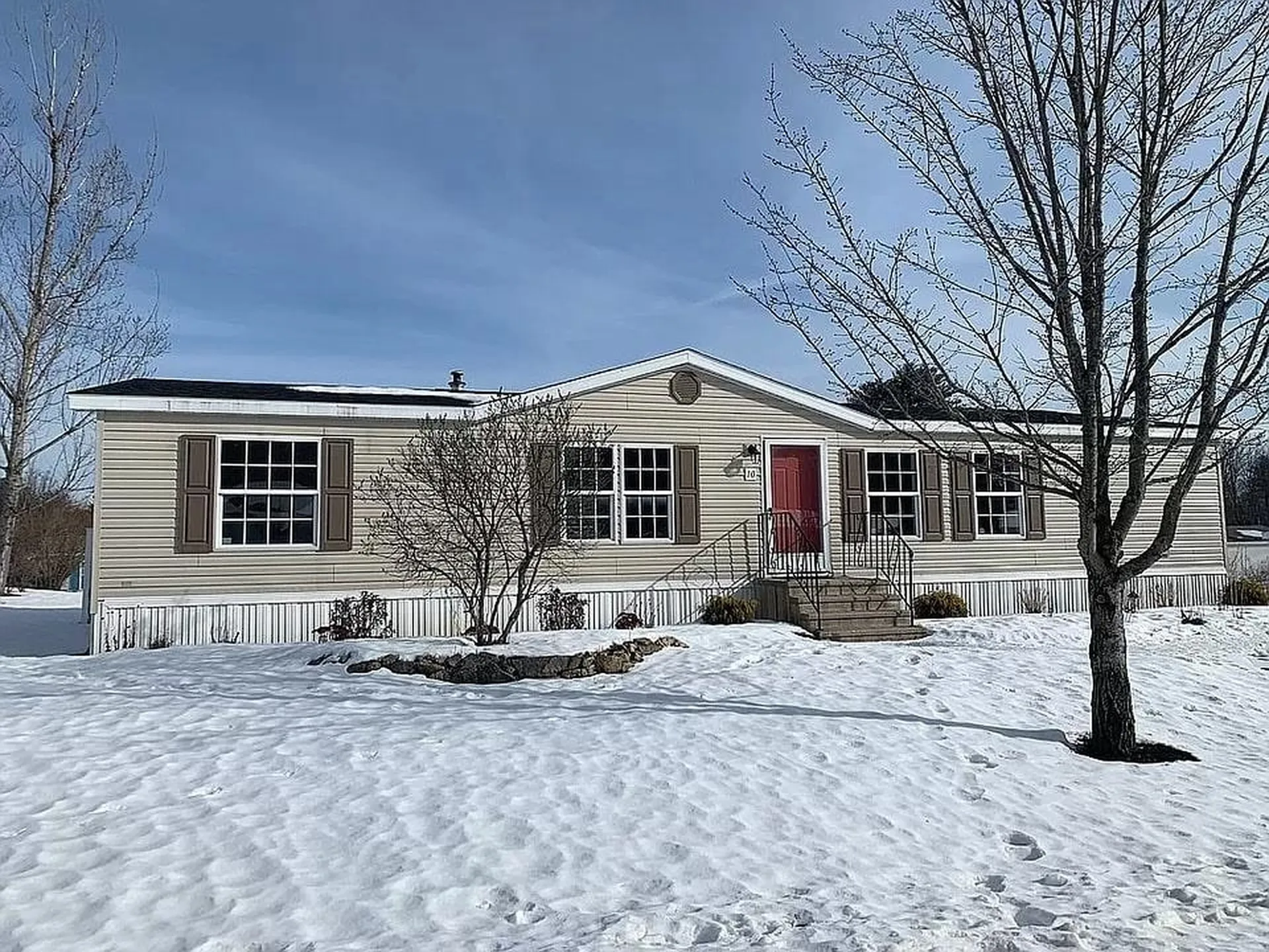 10 Shiloh Drive Rochester NH 03867