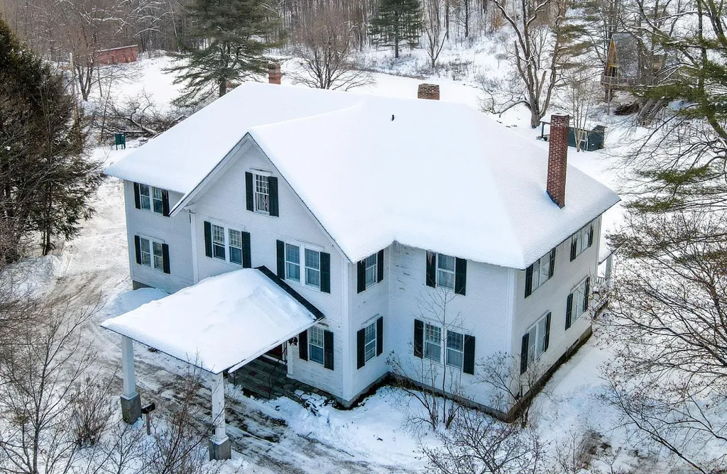 369 Dover Road Newfane VT 05345