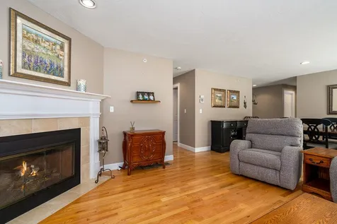 1-1 Risloves Way Fremont NH 03044