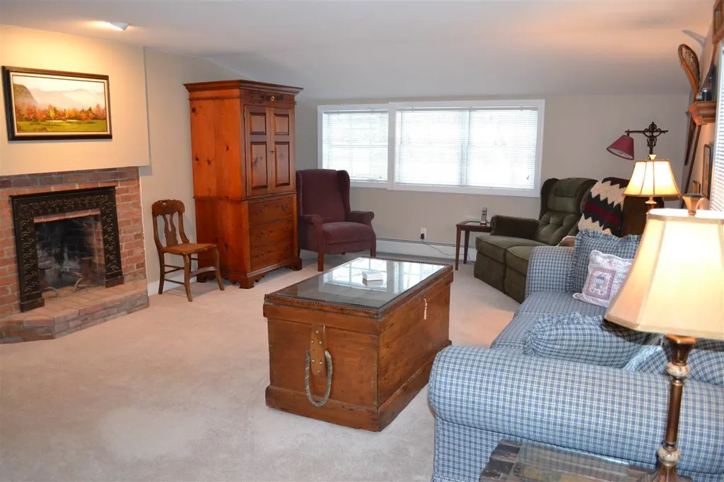 458 Center Street Wolfeboro NH 03894