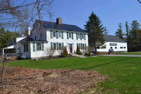 458 Center Street Wolfeboro NH 03894