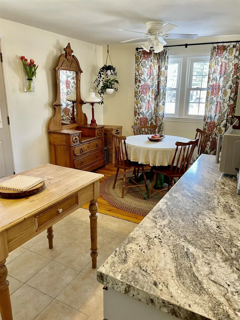 29 Briand Drive Nashua NH 03063